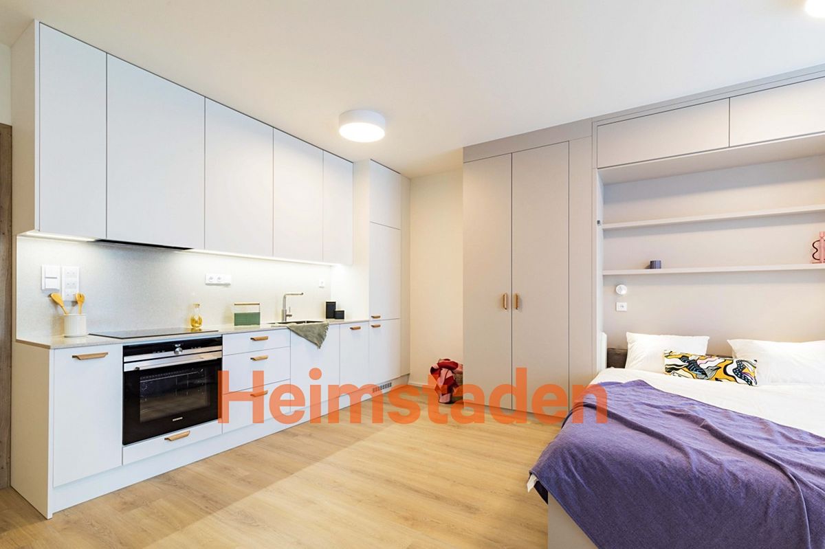 Pronájem bytu 1+kk 36 m² – fotografie 2