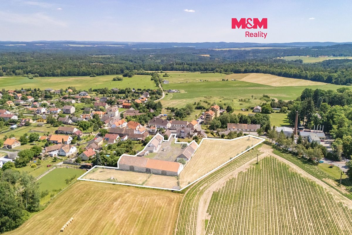Prodej komerčního pozemku 16101 m²