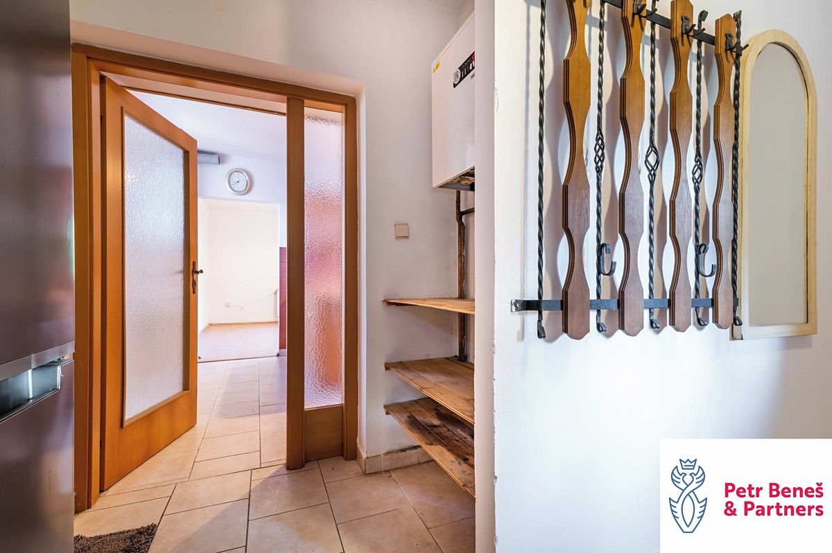 Pronájem rodinného domu 120 m², pozemek 721 m² – fotografie 3