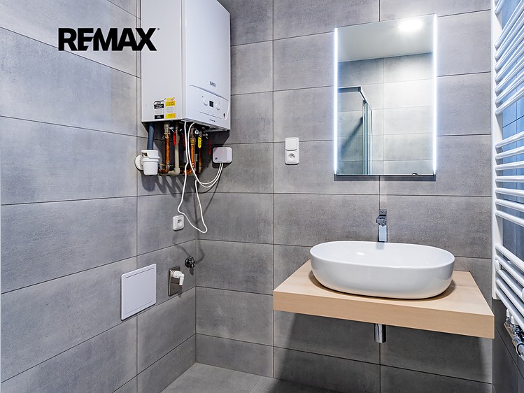 Prodej bytu 2+kk, 63 m² (31 z 55)