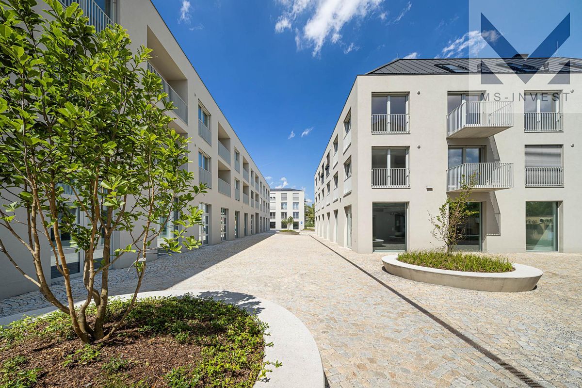 Prodej obchodního prostoru 89 m² – fotografie 4