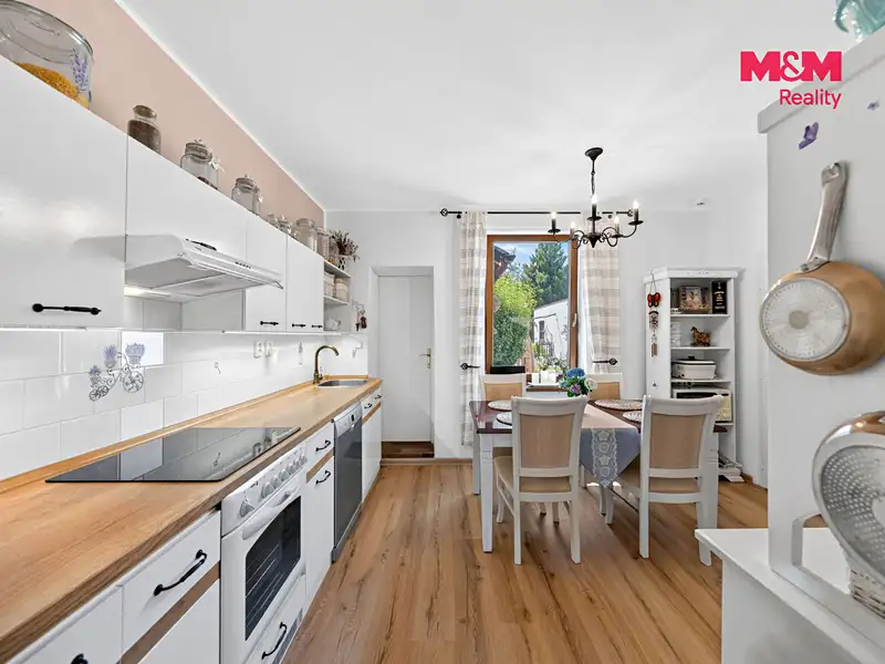 Prodej rodinného domu 128 m², pozemek 517 m², Zlín – náhled fotky 2