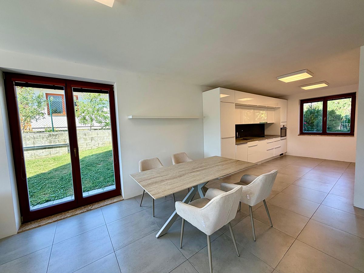 Pronájem bytu 2+kk 90 m²