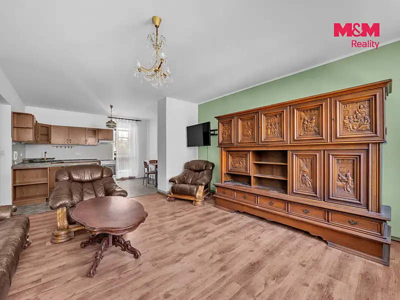 Prodej rodinného domu 170 m², pozemek 141 m², Úpice – náhled fotky 2