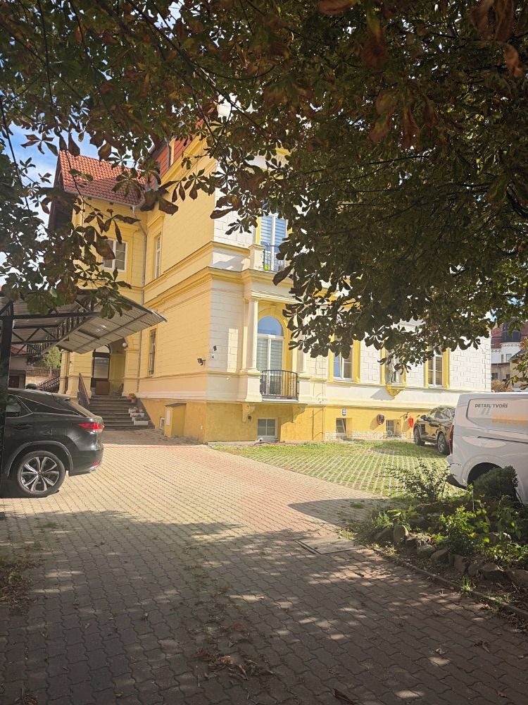 Pronájem bytu 2+kk 95 m² – fotografie 5