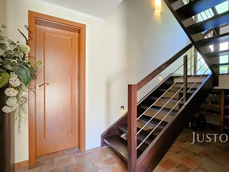 Prodej rodinného domu 322 m², pozemek 777 m², Písek – náhled fotky 3