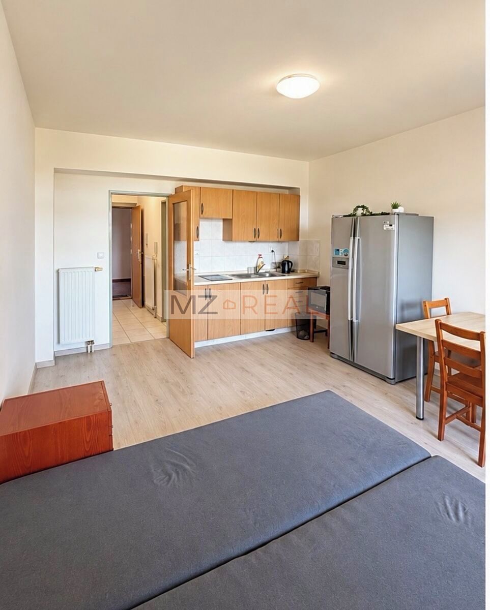 Prodej bytu 1+kk 37 m² – fotografie 3