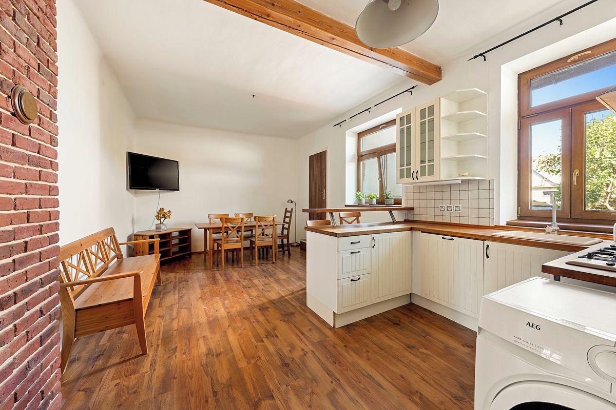 Prodej rodinného domu 136 m², pozemek 291 m² – fotografie 2