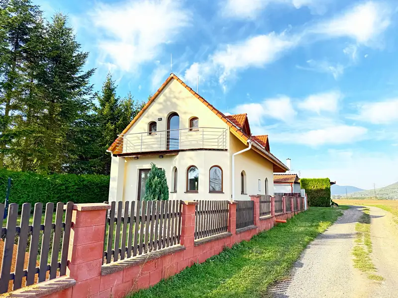 Prodej rodinného domu 148 m², pozemek 570 m², Litoměřice – náhled fotky 3