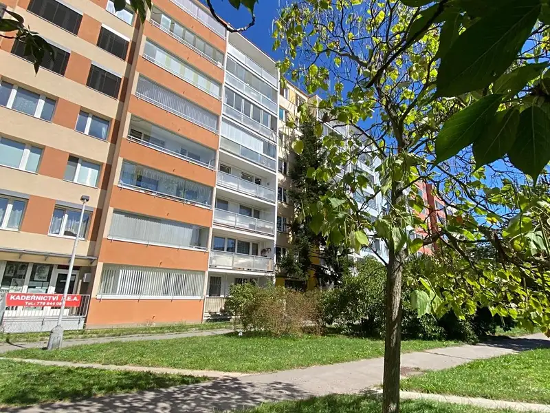 Prodej bytu 2+kk 43 m², Praha – náhled fotky 1