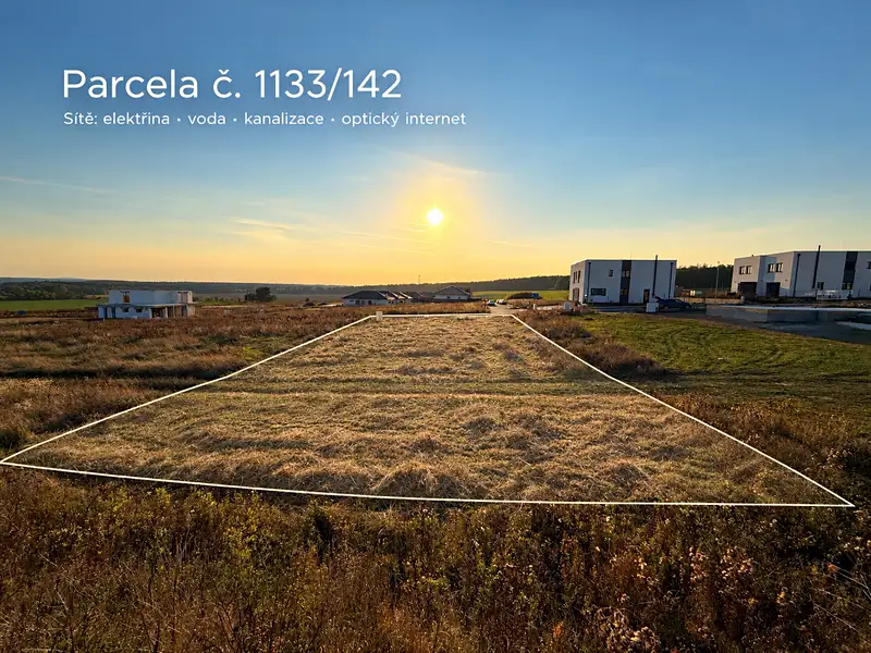 Prodej stavebního pozemku 701 m², Vejprnice – náhled fotky 1