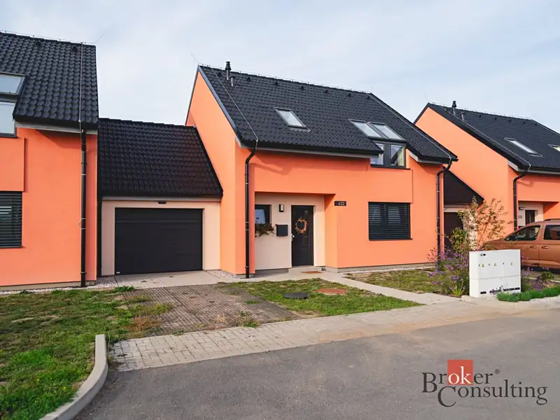 Prodej rodinného domu 120 m², pozemek 287 m², Vochov – náhled fotky 1
