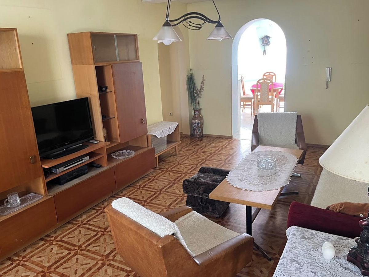 Pronájem bytu 2+1 80 m² – fotografie 5