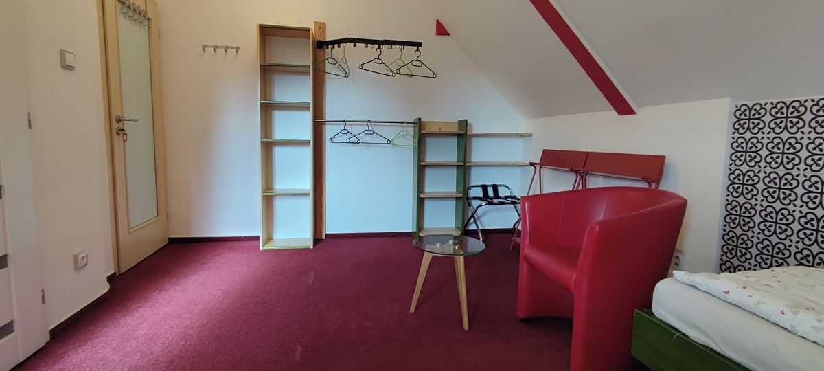Pronájem bytu 1+kk 20 m² – fotografie 4