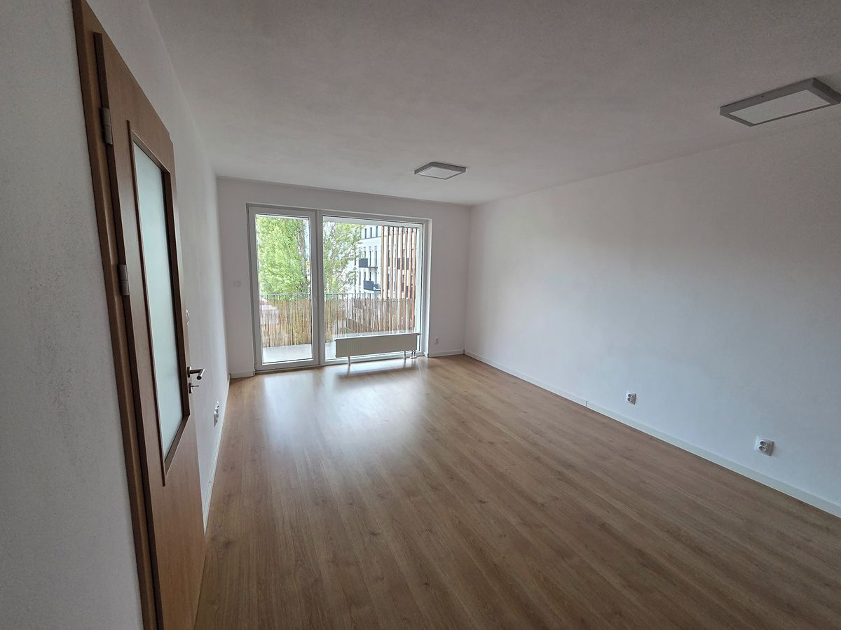 Pronájem bytu 2+kk 50 m² – fotografie 4