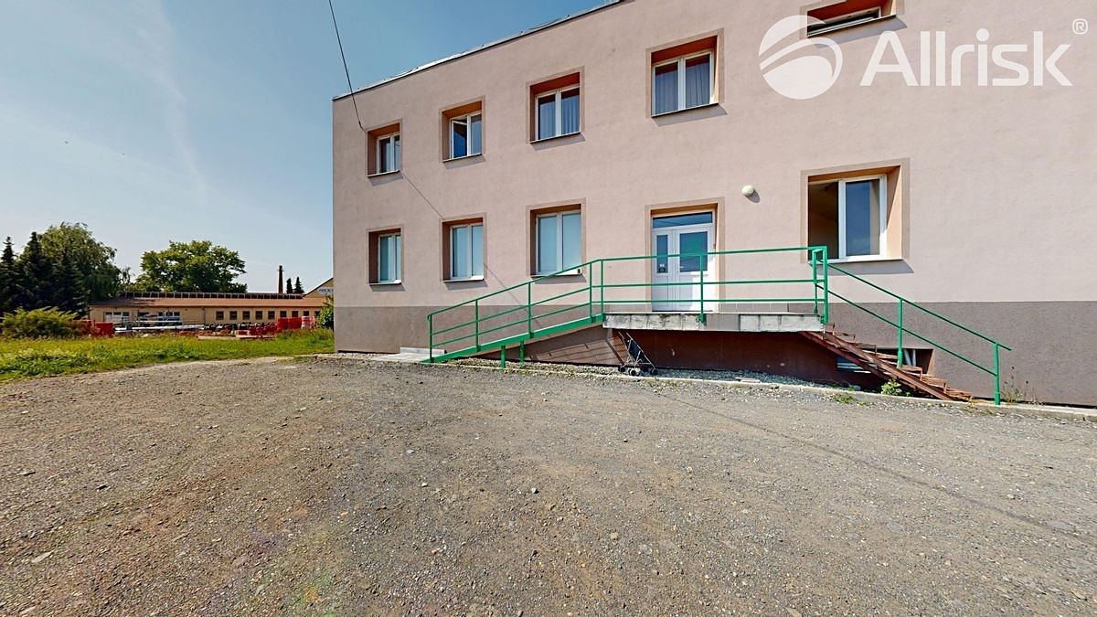 Pronájem kanceláře 10 m² – fotografie 3