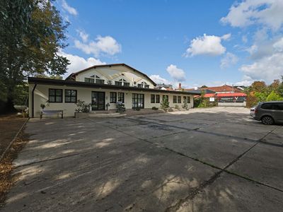 Pronájem kanceláře 849 m²