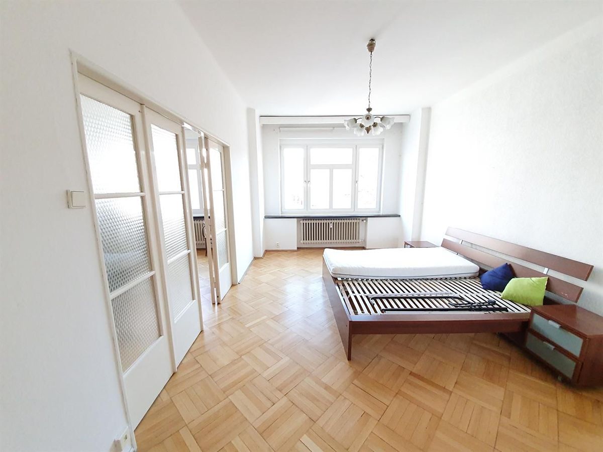 Pronájem bytu 4+1 140 m² – fotografie 4