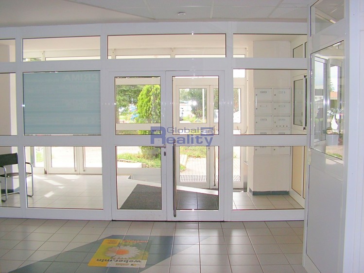 Pronájem komerčního prostoru, 15 m² (10 z 13)