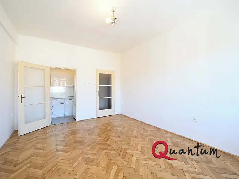 Pronájem bytu 1+kk 29 m², Praha – náhled fotky 3