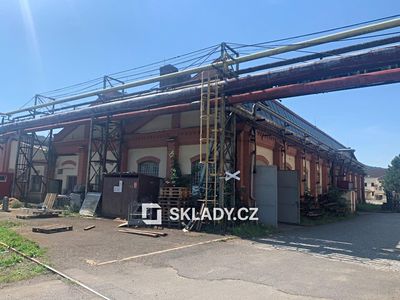 Pronájem skladového prostoru 942 m²
