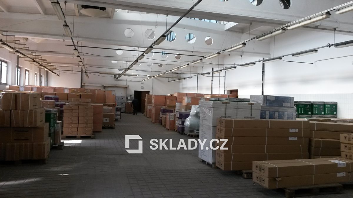 Pronájem skladového prostoru 500 m² – fotografie 3
