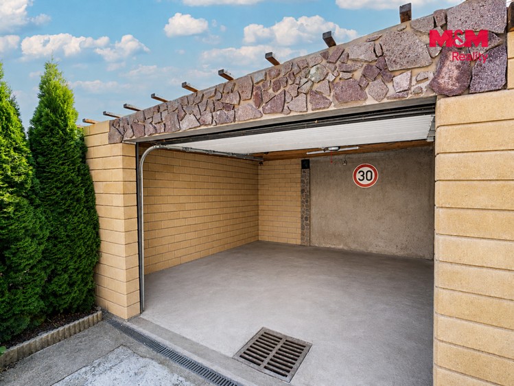 Prodej komerčního prostoru, 176 m² (11 z 15)