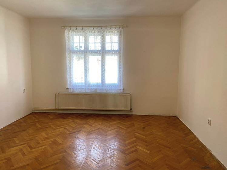 Квартира 3+1 в оренду, 90 м² (8 з 18)