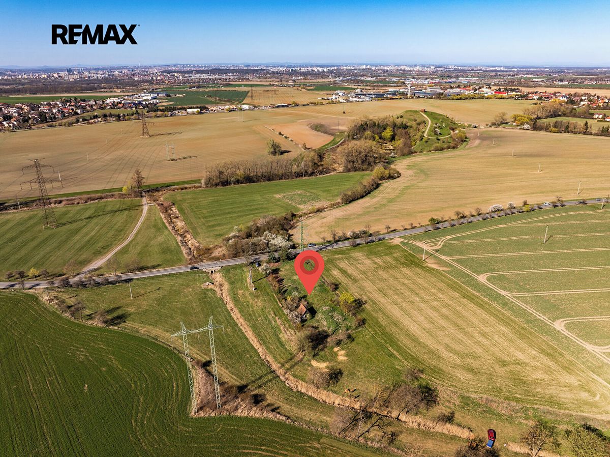 Prodej komerčního pozemku 2452 m² – fotografie 5