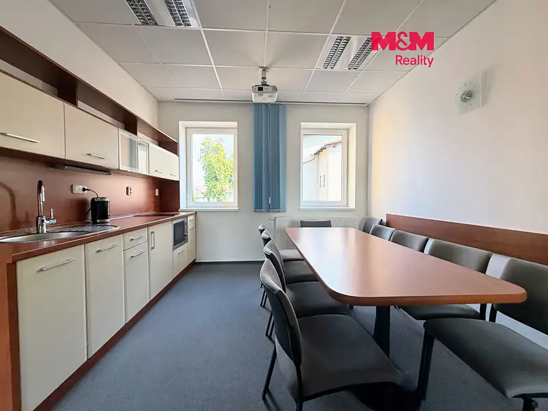 Pronájem kanceláře 95 m², Ostrava – náhled fotky 1