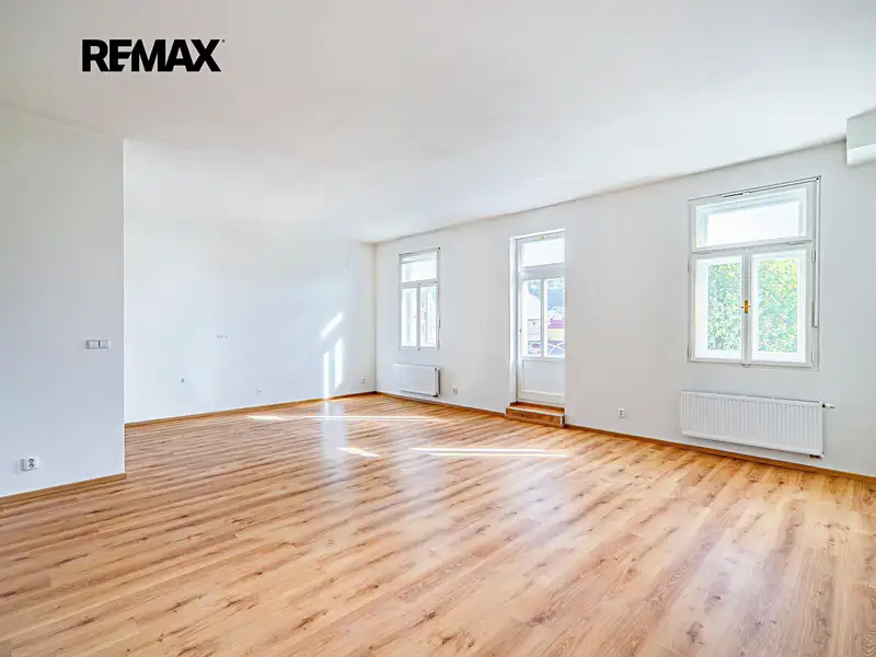 Prodej bytu 2+kk 95 m², Mariánské Lázně – náhled fotky 3