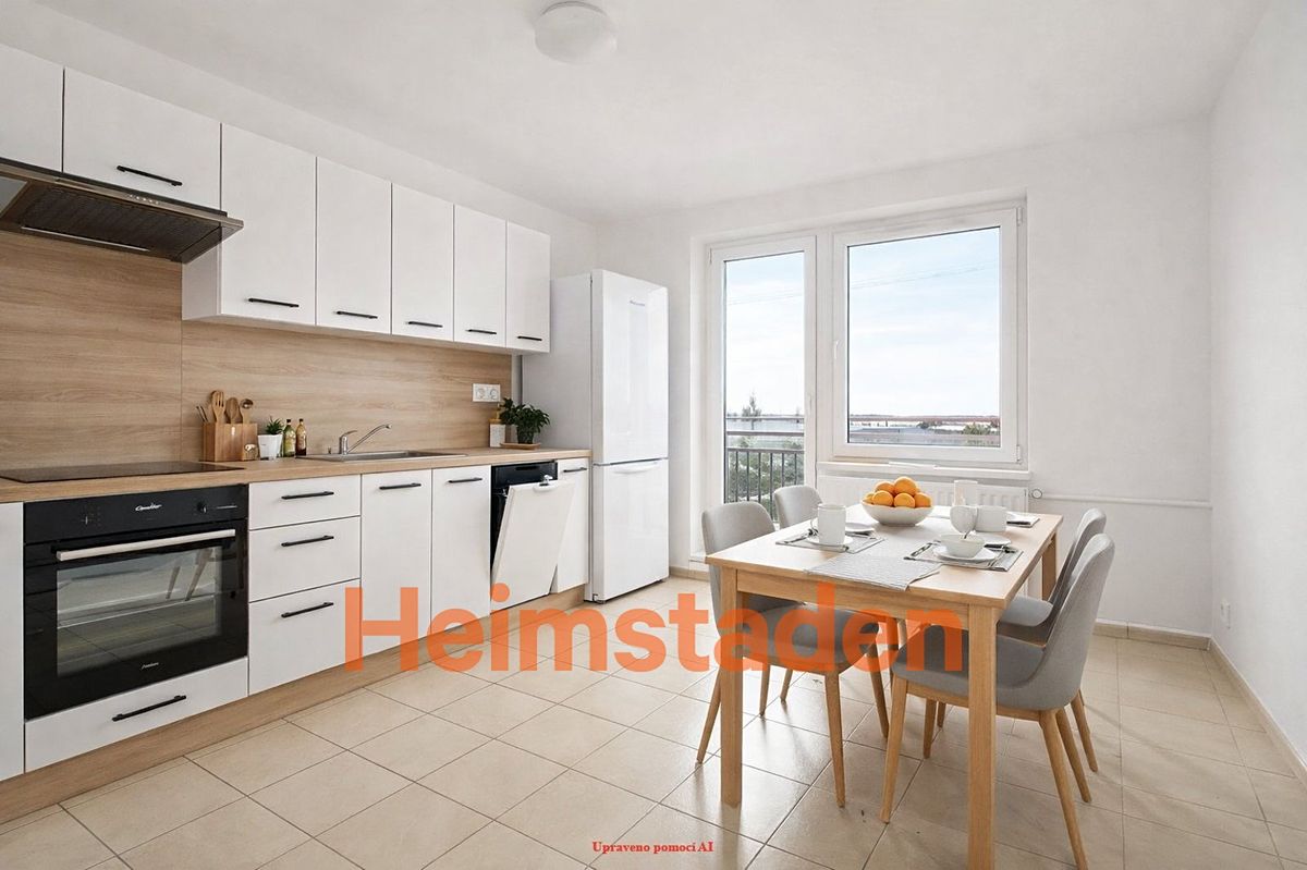Pronájem bytu 3+1 68 m² – fotografie 4