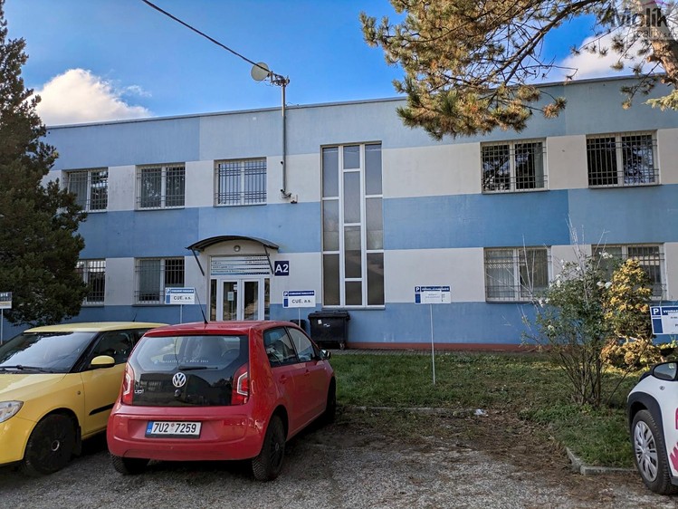 Комерційне приміщення в оренду, 18 м² (2 з 23)