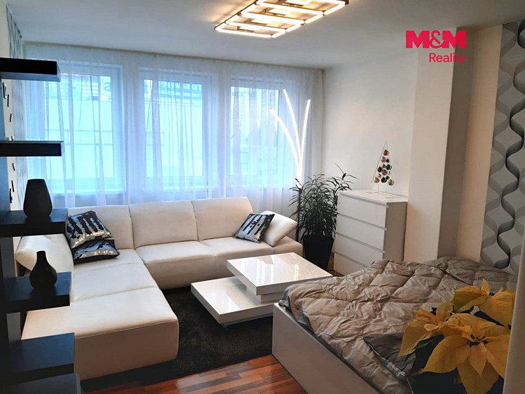 Квартира 2+1 на продаж, 63 м² (2 з 15)