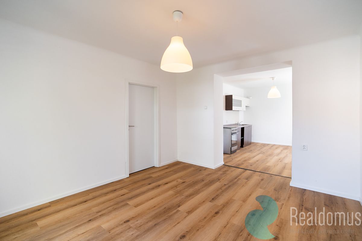 Prodej bytu 2+1 53 m², České Budějovice – fotka 1 z 3