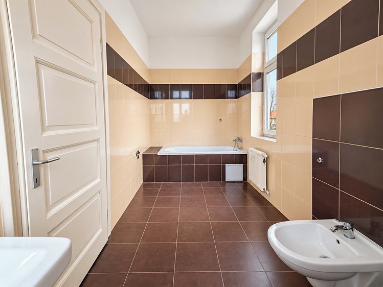 Pronájem bytu 2+1, 72 m² (10 z 14)