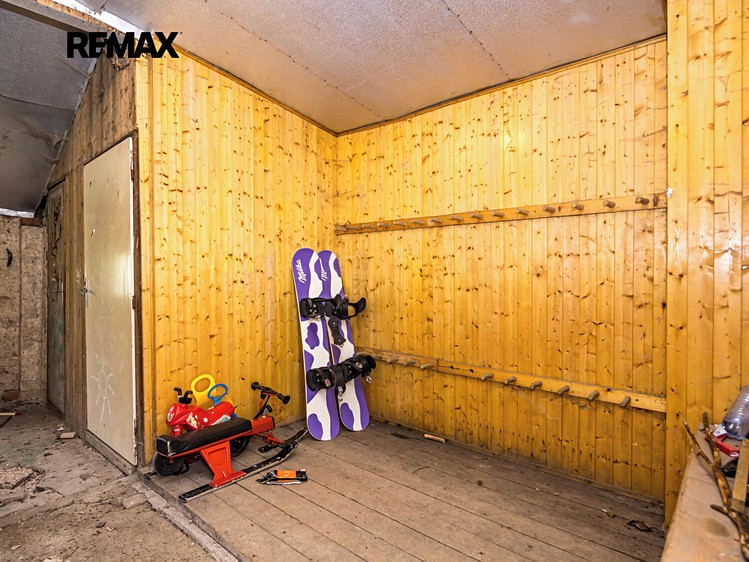 Будинок на продаж, 281 м² (34 з 37)