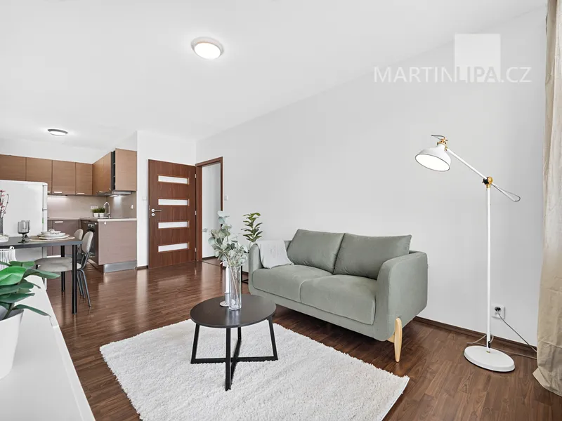 2kk Famfulíkova 1134/12, Praha