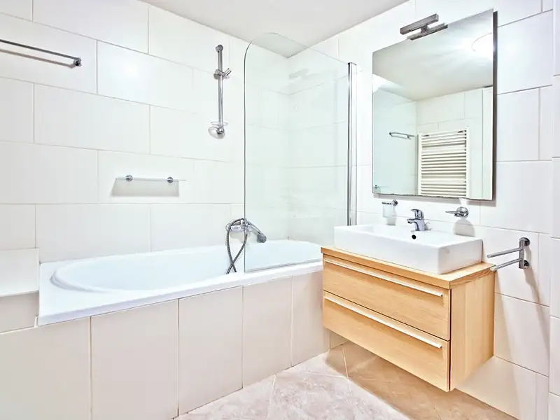 Pronájem bytu 3+kk 110 m², Praha – náhled fotky 3
