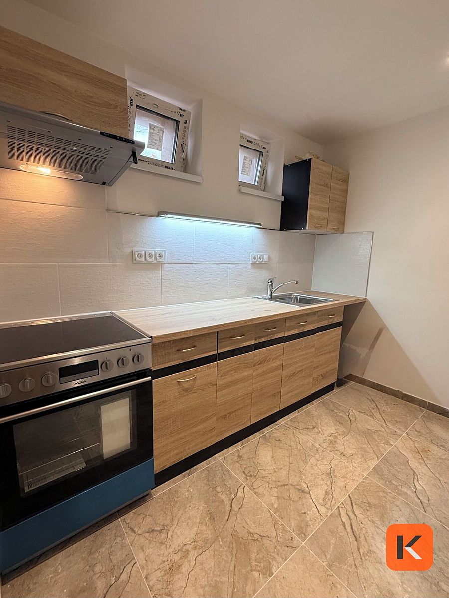 Pronájem bytu 1+1 41 m²