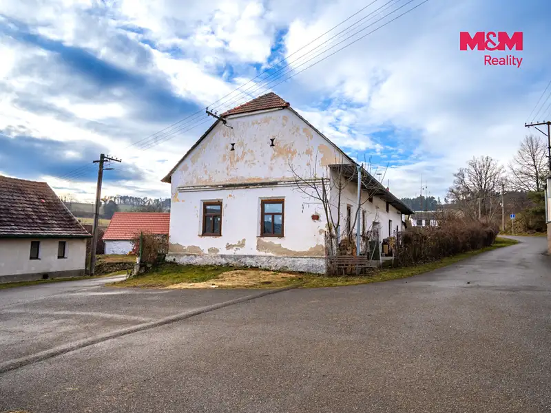 Prodej rodinného domu 205 m², pozemek 456 m², Krejnice – náhled fotky 2