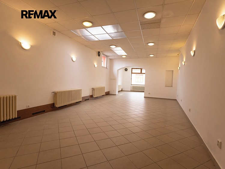 Комерційне приміщення на продаж, 420 м² (12 з 25)