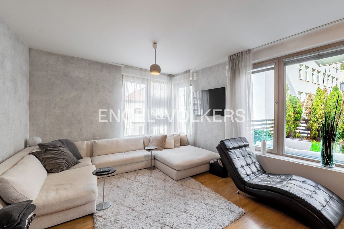 Pronájem bytu 3+kk 88 m² – fotografie 4