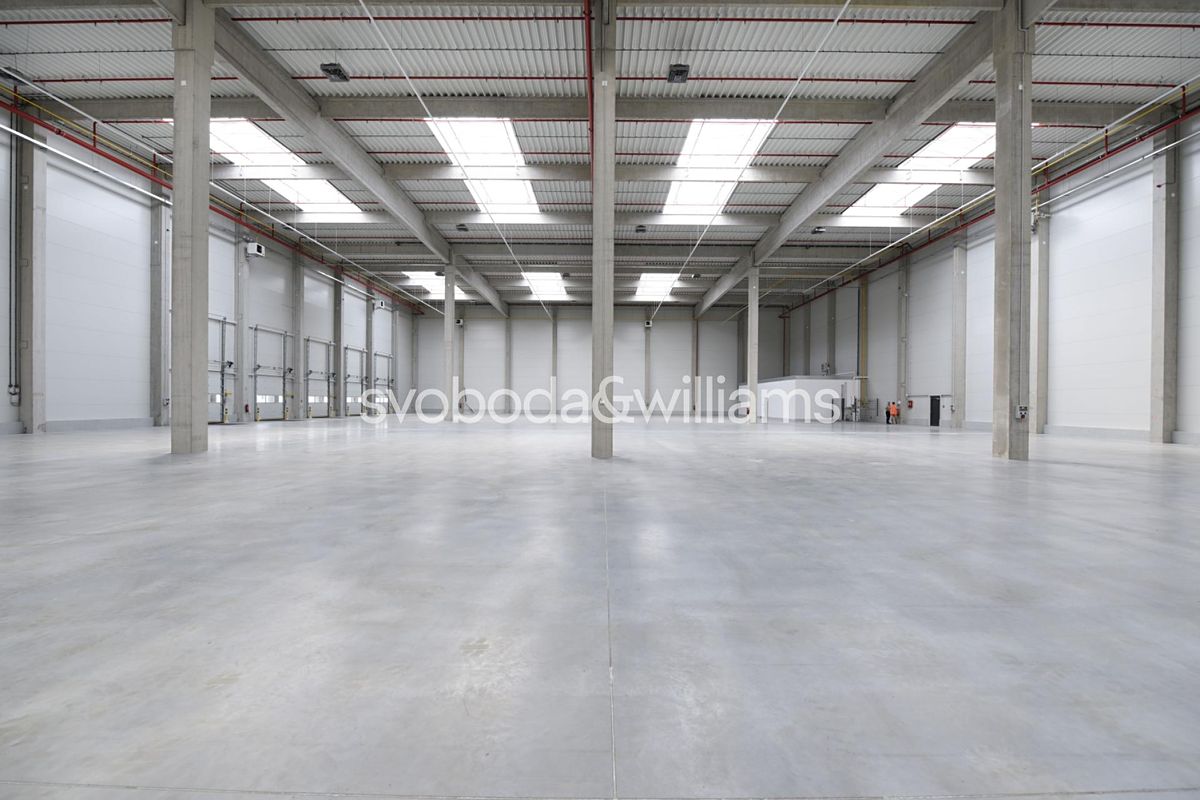 Pronájem výrobní haly, prostoru 3481 m² – fotografie 2