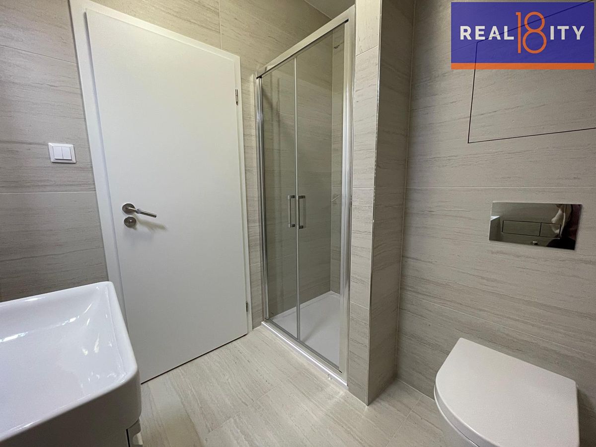 Pronájem bytu 1+kk 35 m² – fotografie 4