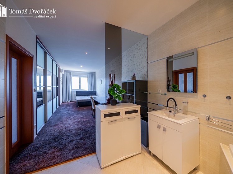 Wohnung 2+kk zum Kauf, 77 m² (11 von 36)