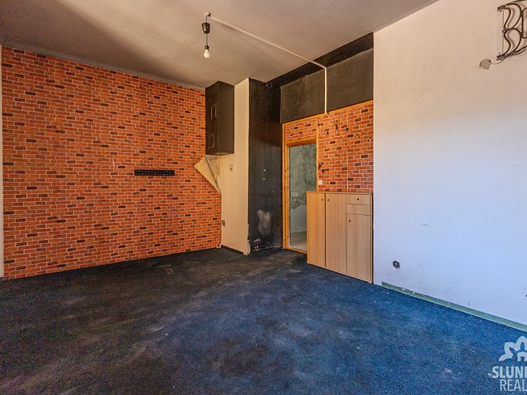 Комерційне приміщення на продаж, 450 м² (15 з 23)