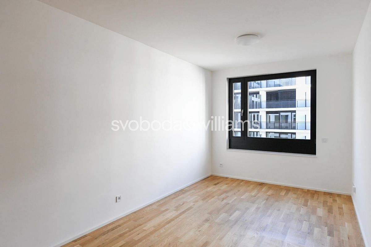 Pronájem bytu 2+kk 50 m² – fotografie 4