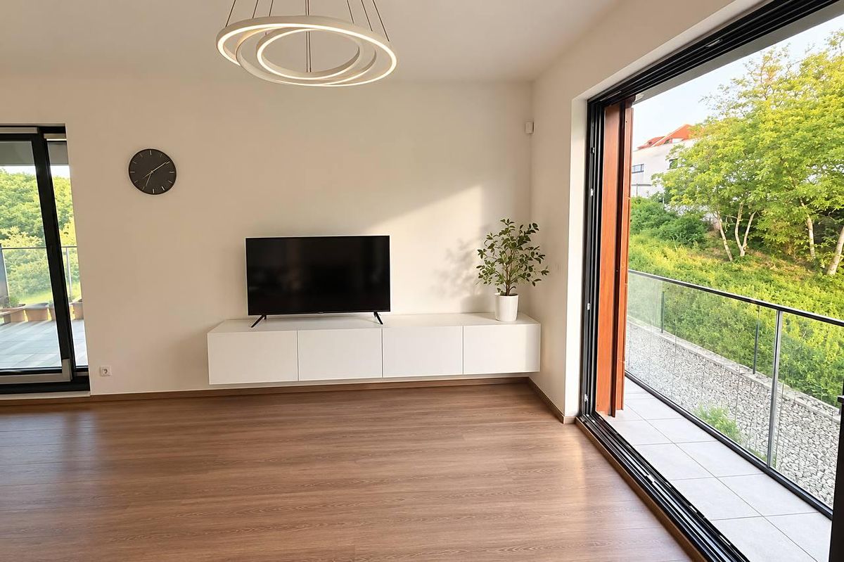 Pronájem bytu 2+kk 70 m²