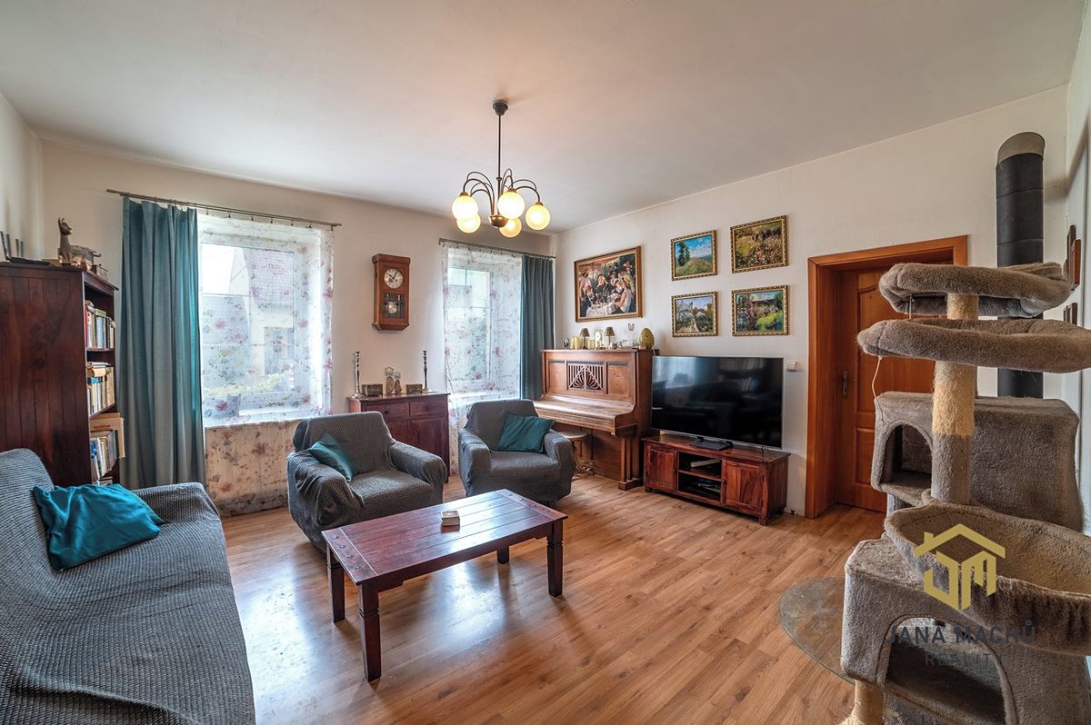 Prodej rodinného domu 140 m², pozemek 1387 m² – fotografie 5